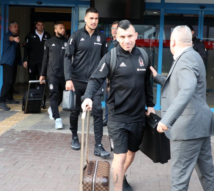 Beşiktaş kafilesi, Rize'ye geldi