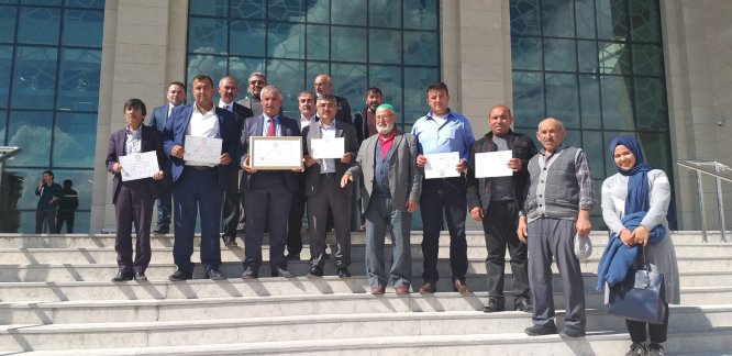 Karakeçili Belediye Başkanı Aydemir mazbatasını aldı