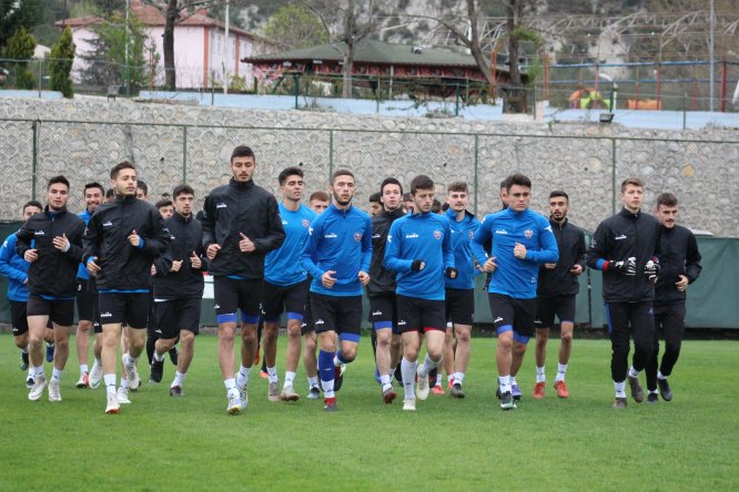 "Umarım Karabükspor bu mücadeleyi kazanır"