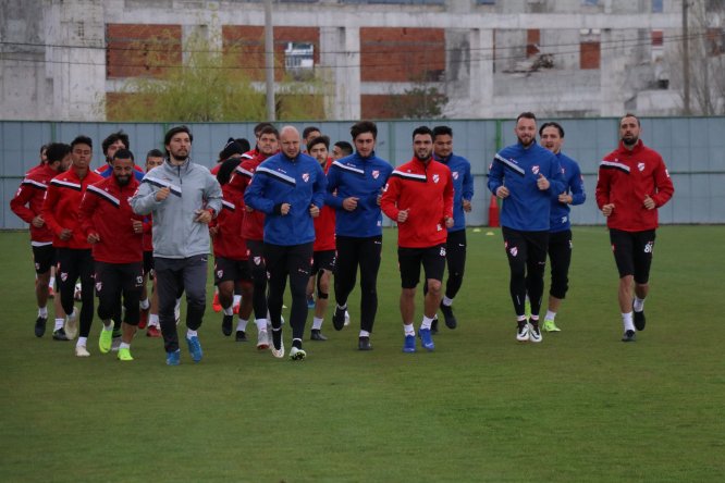 "İlk altıya girme adına çok büyük yarış var"