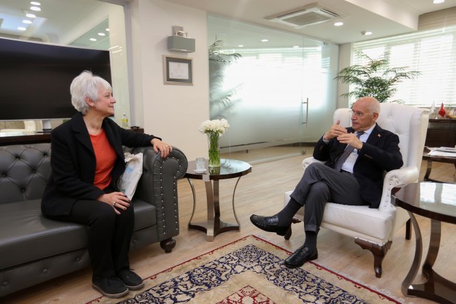 Yenimahalle'de "Alzheimer ve Yaşlı Yaşam Merkezi Projesi"