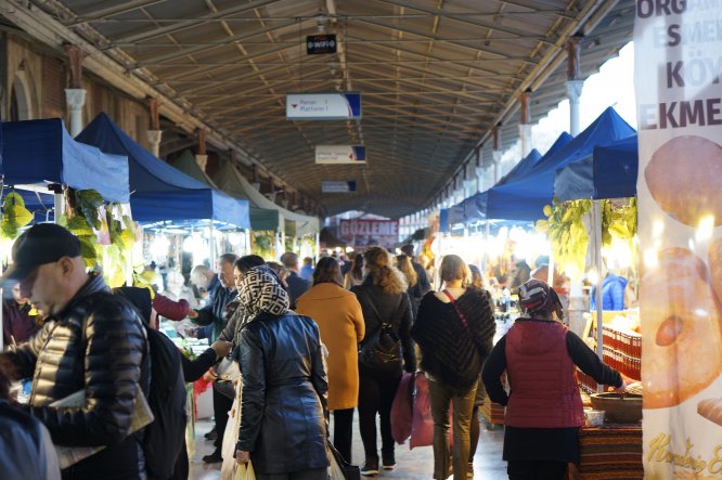 Tarihi Sirkeci Garı'nda alışveriş festivali
