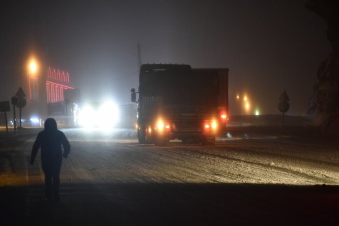 Zigana Dağı'nda kar ulaşımı aksattı