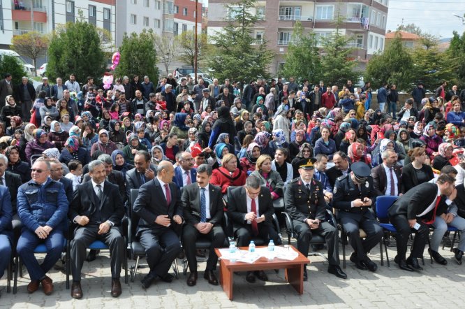 23 Nisan Ulusal Egemenlik ve Çocuk Bayramı kutlanıyor