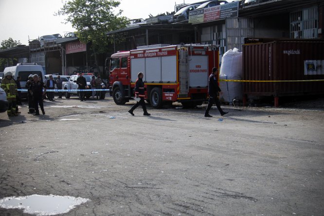 GÜNCELLEME 4 - Bursa'da sanayi sitesinde patlama ve yangın