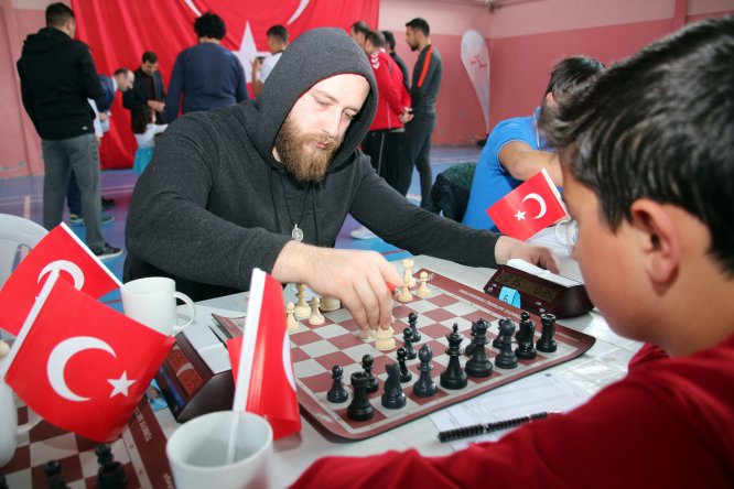 Şarkışla'da Ulusal Satranç Turnuvası başladı
