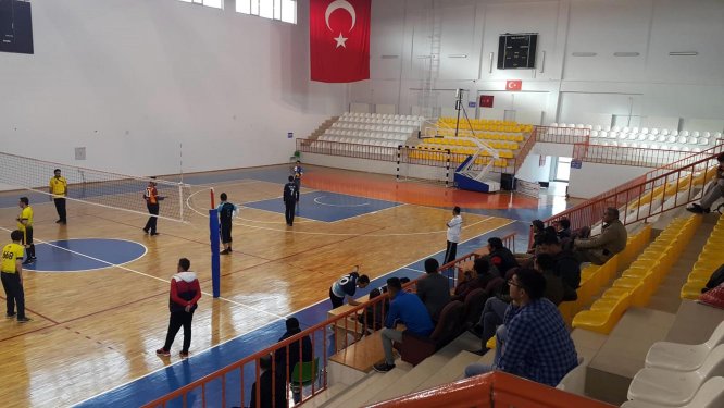 "Koşabiliyorsan Koş Kurumlar Arası Voleybol Turnuvası"