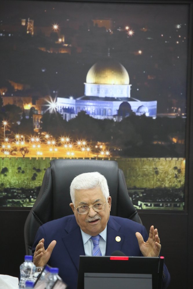 Abbas, İsrail'in kesintili vergi ödeneğini teslim almayacaklarını yineledi