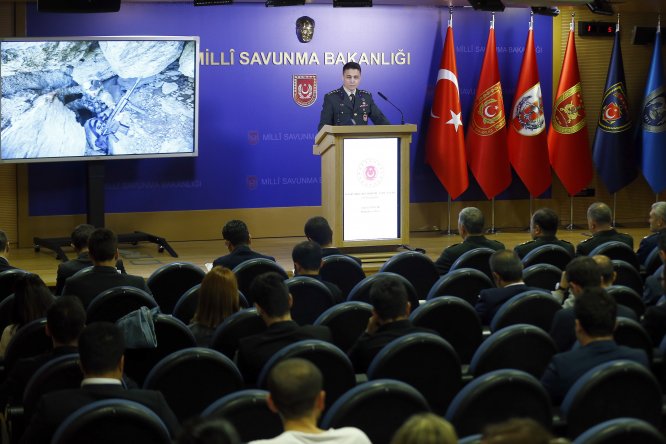 Milli Savunma Bakanlığında bilgilendirme toplantısı