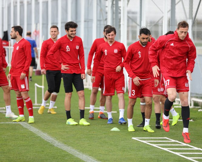 Demir Grup Sivasspor'da Medipol Başakşehir maçı hazırlıkları