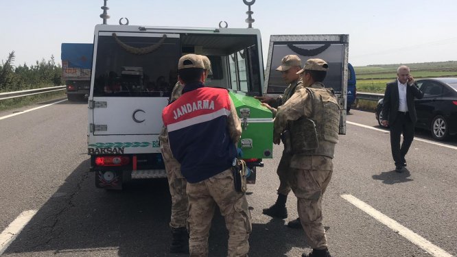 İşçileri taşıyan midibüs devrildi: 5 ölü, 12 yaralı