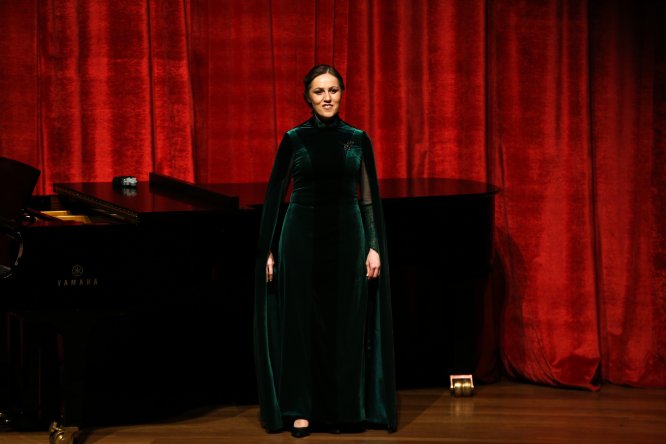 Nafset Chenib İstanbul'da konser verdi
