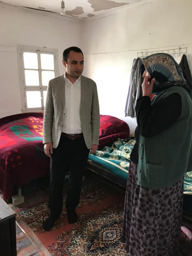 Suşehri Kaymakam Vekili Partal'dan yaşlılara ziyaret