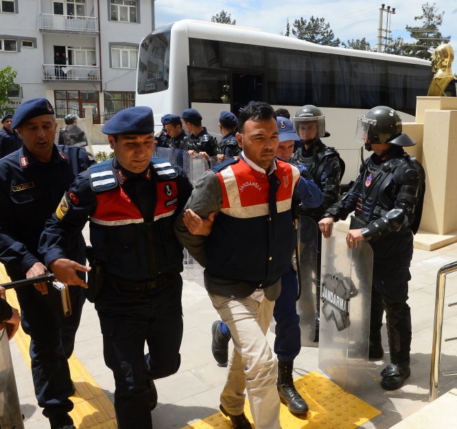 Uşak'ta koyun otlatan kadının ölü bulunması