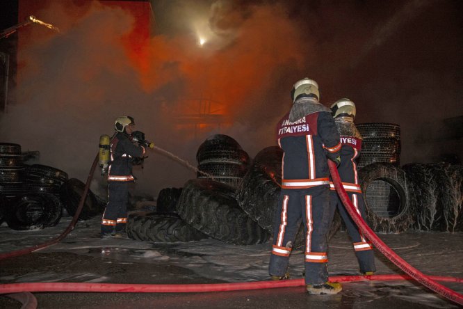 Başkentte organize sanayi bölgesinde yangın