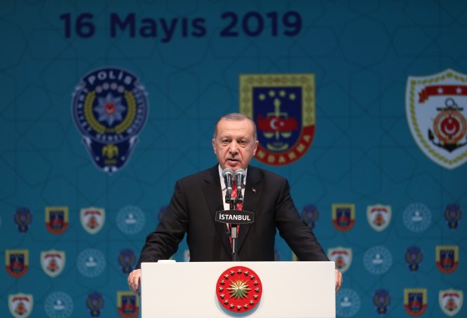 Cumhurbaşkanı Erdoğan, iç güvenlik birimleriyle iftarda buluştu