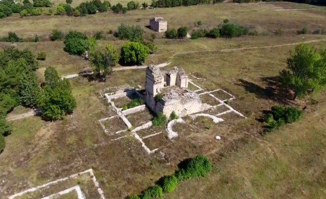 Fatih'in fethe çıktığı sarayın çevresi ören yeri olarak açılacak
