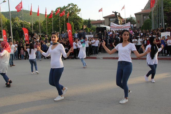 Atatürk'ün Samsun'a çıkışının 100. yılında atabarı oynadılar