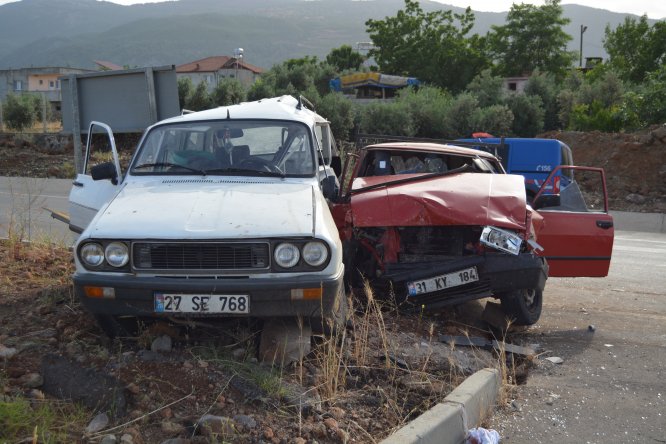 Gaziantep'te trafik kazası: 4 yaralı
