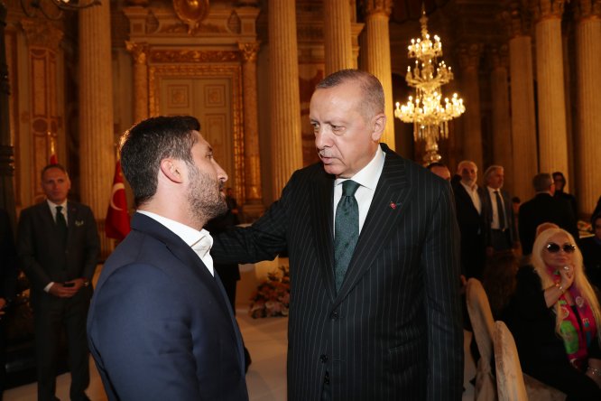 Cumhurbaşkanı Erdoğan sanatçı ve sporcularla iftarda buluştu