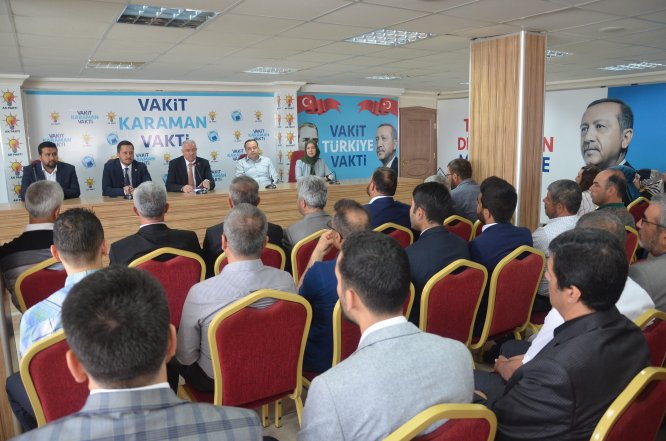 AK Parti Karaman İl Teşkilatı, il yönetimini tanıttı