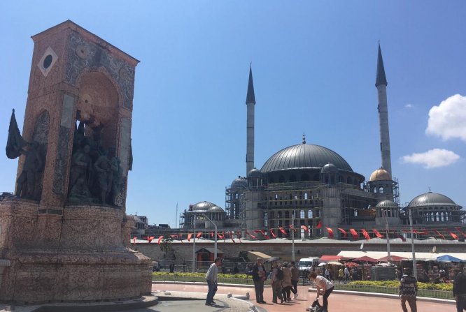 Taksim Camisi'nin yıl sonunda açılması hedefleniyor