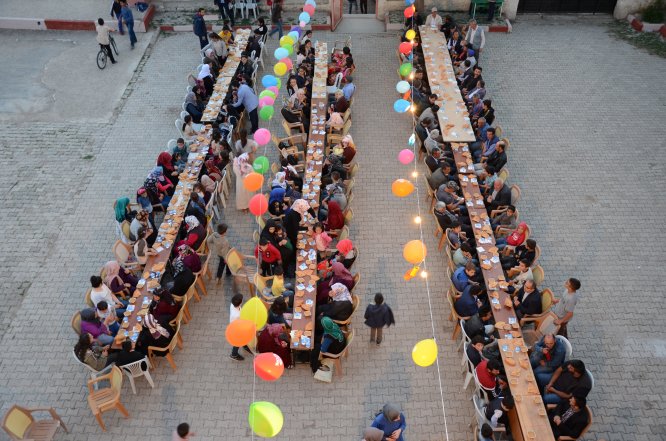 Hisarbey köyü tek sofrada buluştu