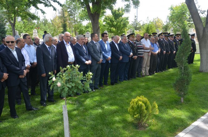 Karaman'da şehitlik ziyareti