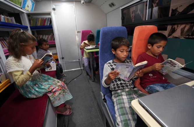 "Dünya Çocuk İşçiliği ile Mücadele Günü"