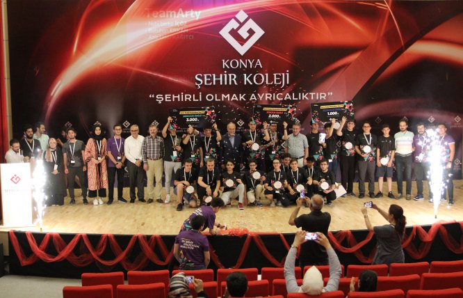 Konya’da Hackathon Kodlama Yarışması