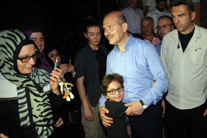 "Bu grup siyasi hile yapmaktan korkmamaktadır"