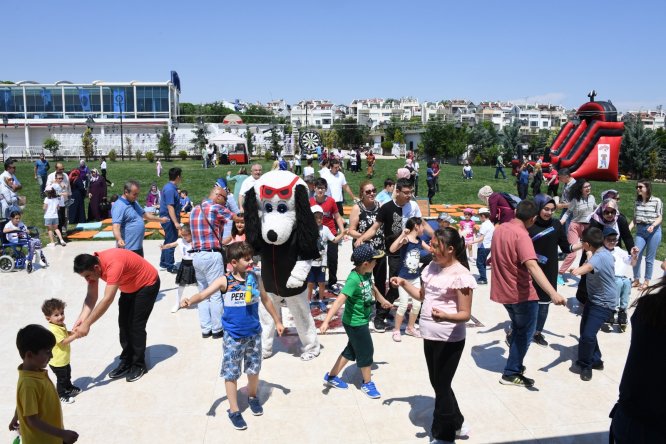 Emniyet mensuplarının aileleri piknikte bir araya geldi