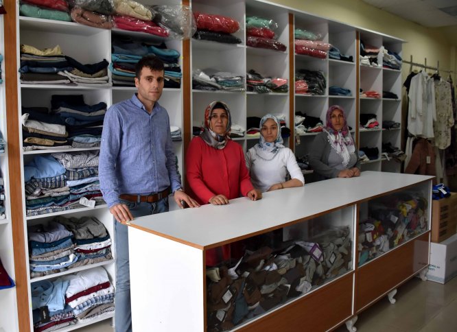 PKK'lı teröristlerin yaktığı iş yeri "Hayır Çarşısı" oldu
