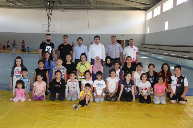 Zara'da yaz kursları açılış programı yapıldı