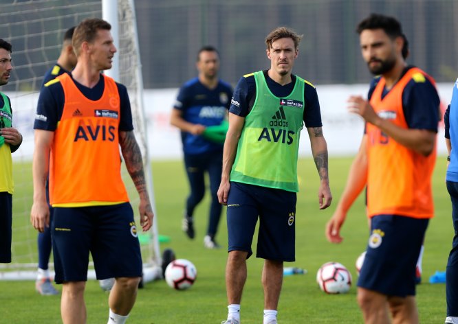 Fenerbahçe'de yeni sezon hazırlıkları