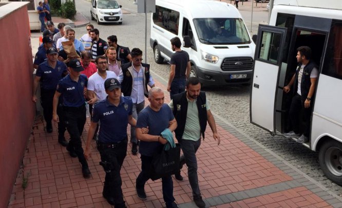 GÜNCELLEME - Kocaeli'deki FETÖ'nün eğitim yapılanmasına operasyon