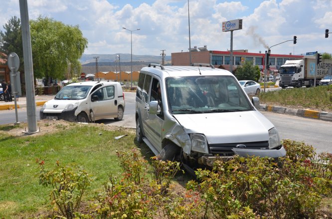 Kahramankazan'da trafik kazası: 2 yaralı