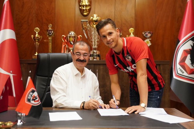 Gazişehir Gaziantep'te transfer