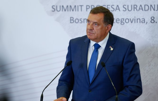 Bosnalı lider Dodik'ten "FETÖ" açıklaması