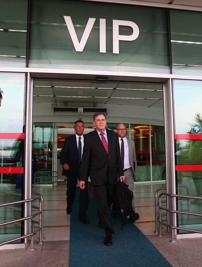 ABD'nin yeni Ankara Büyükelçisi Satterfield Türkiye'ye geldi