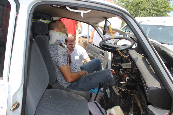 Adana'da trafik kazası: 4 yaralı