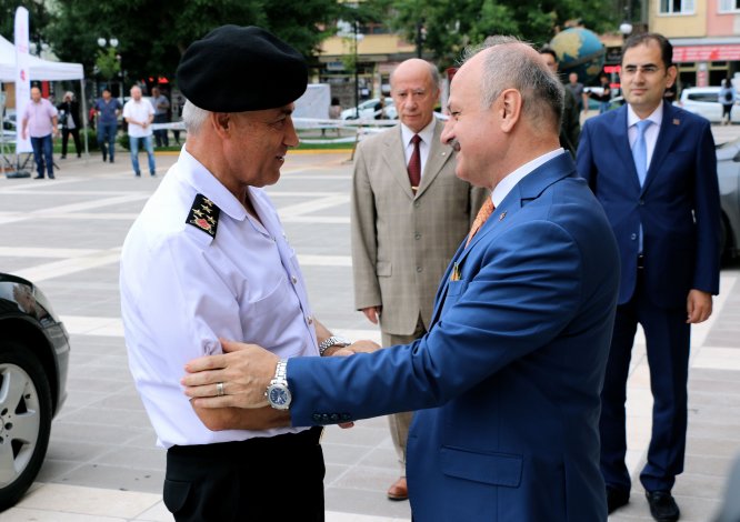 Jandarma Genel Komutanı Orgeneral Arif Çetin Eskişehir'de