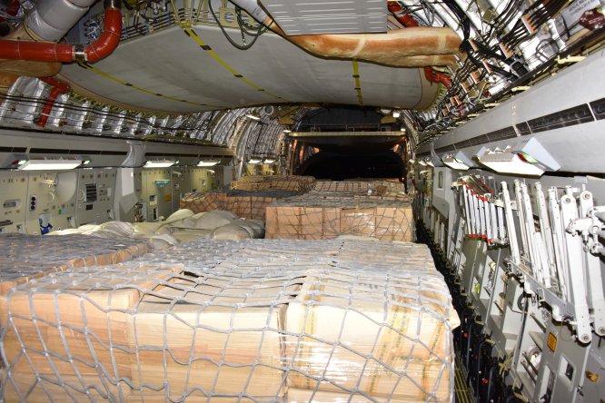 Türkiye, Afganistan'a 4,5 milyon dolarlık askeri malzeme hibe etti