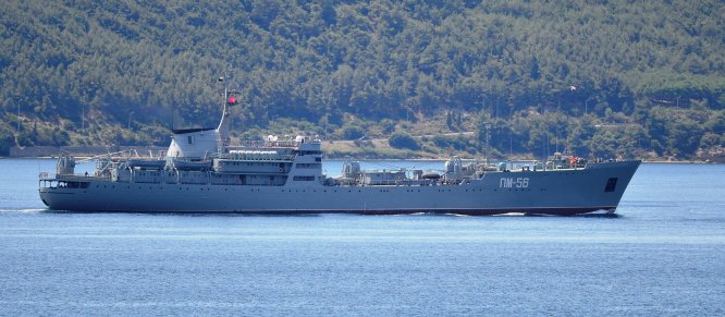 Rus askeri gemisi Çanakkale Boğazı'ndan geçti