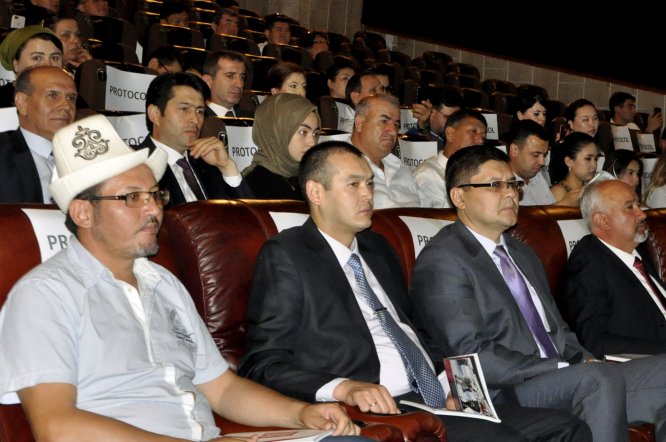 FETÖ'nün karanlık yüzü Bişkek'te anlatıldı