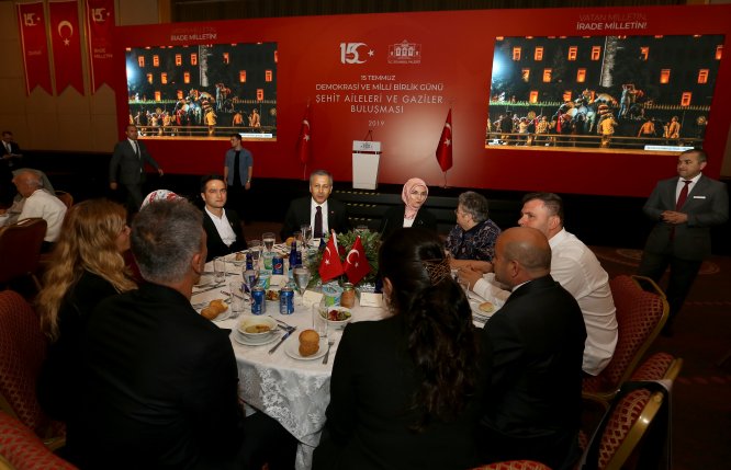 "O gece, cesaret olduk, destan olduk"