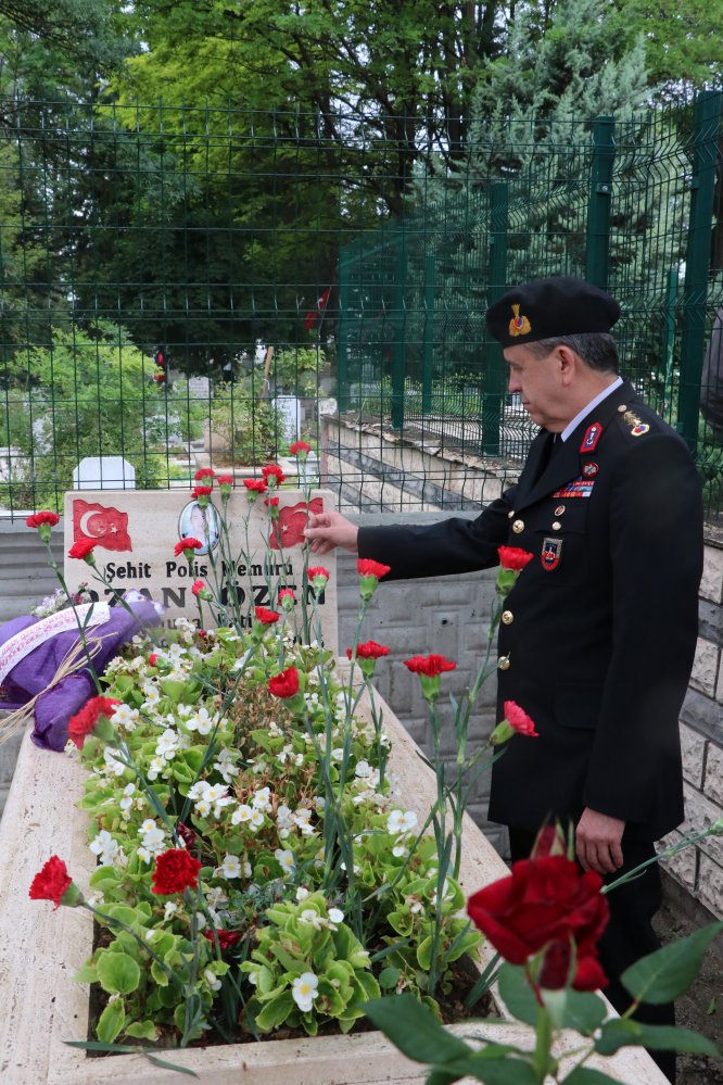 "Türkiye yakın tarihinde gördüğü en sinsi darbe teşebbüsünü atlattı"