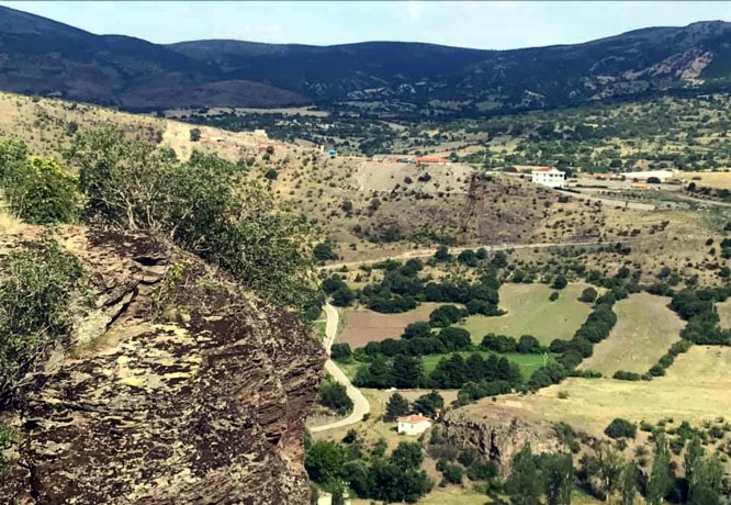 Güdül Belediyesince ilçede cam seyir terası yapılacak