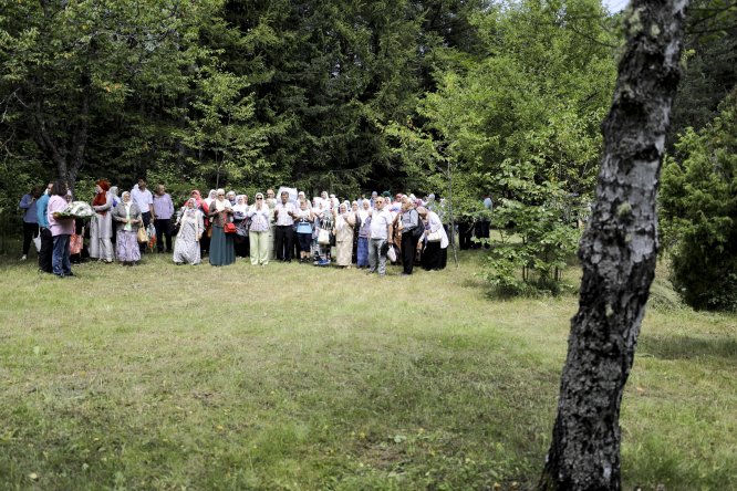 Kurşuna dizilen Srebrenitsalı Boşnaklar unutulmadı