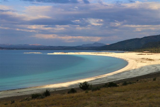 Salda Gölü turist sayısında rekora koşuyor